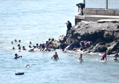 Ceuta: ya son 57 las personas muertas en el mar mientras el Ejército contiene más llegadas