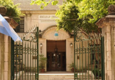 Apartaron a una docente de una escuela de Palermo acusada de filmar a sus alumnos y pedirles datos personales