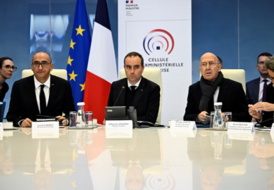 Francia impone toques de queda parciales tras un fin de semana de saqueos