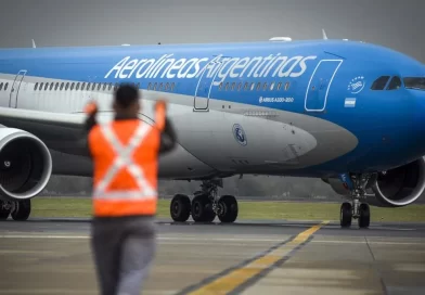 La Justicia estadounidense obliga a la Argentina a pagar USD 390 millones por la nacionalización de Aerolíneas