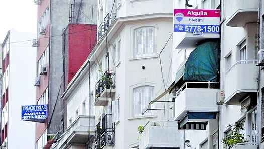 Crecen los locales vacíos en el microcentro porteño