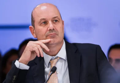 Pidieron citar a Sturzenegger al Congreso por las presuntas coimas en Discapacidad